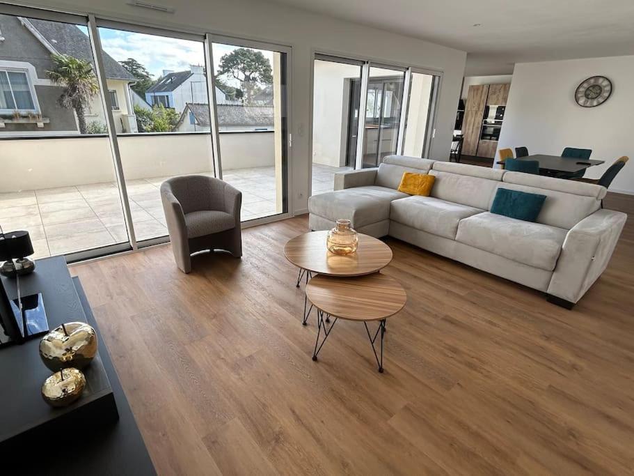 Grande Maison Neuve A 100 M De La Ferienhaus