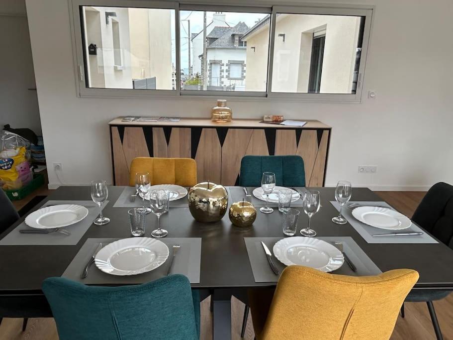 Grande Maison Neuve A 100 M De La Ferienhaus